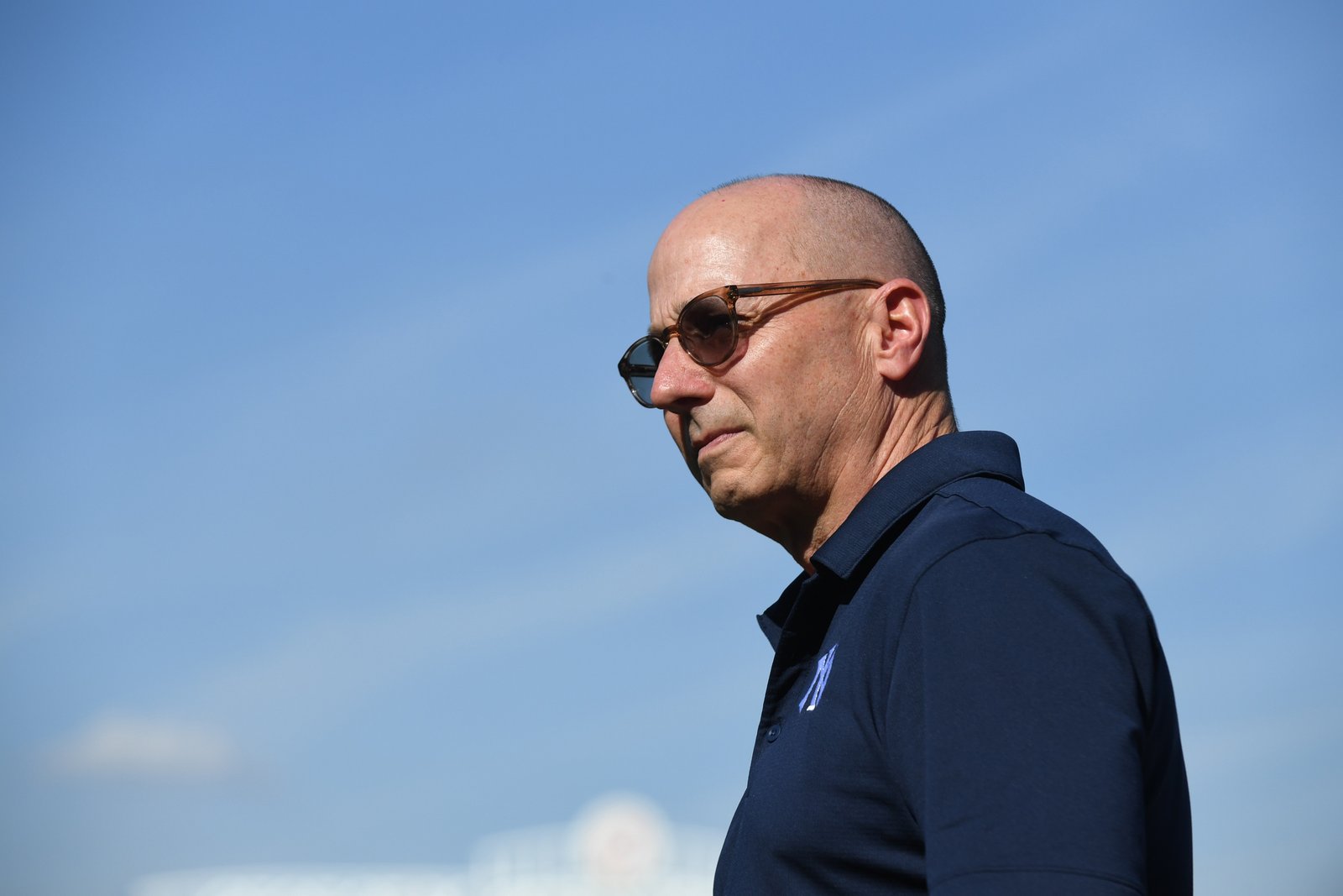 Brian Cashman de los Yankees confirma su regreso como gerente general