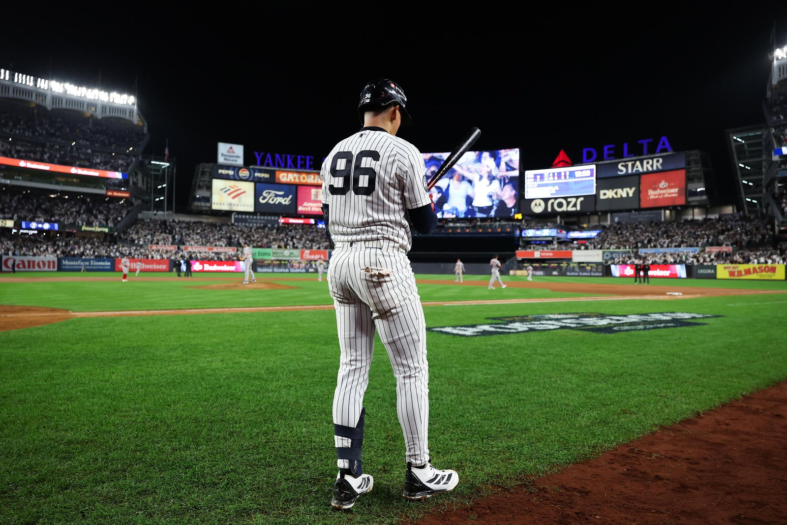 Hoy en Pinstripe Alley: Yankees al borde del abismo