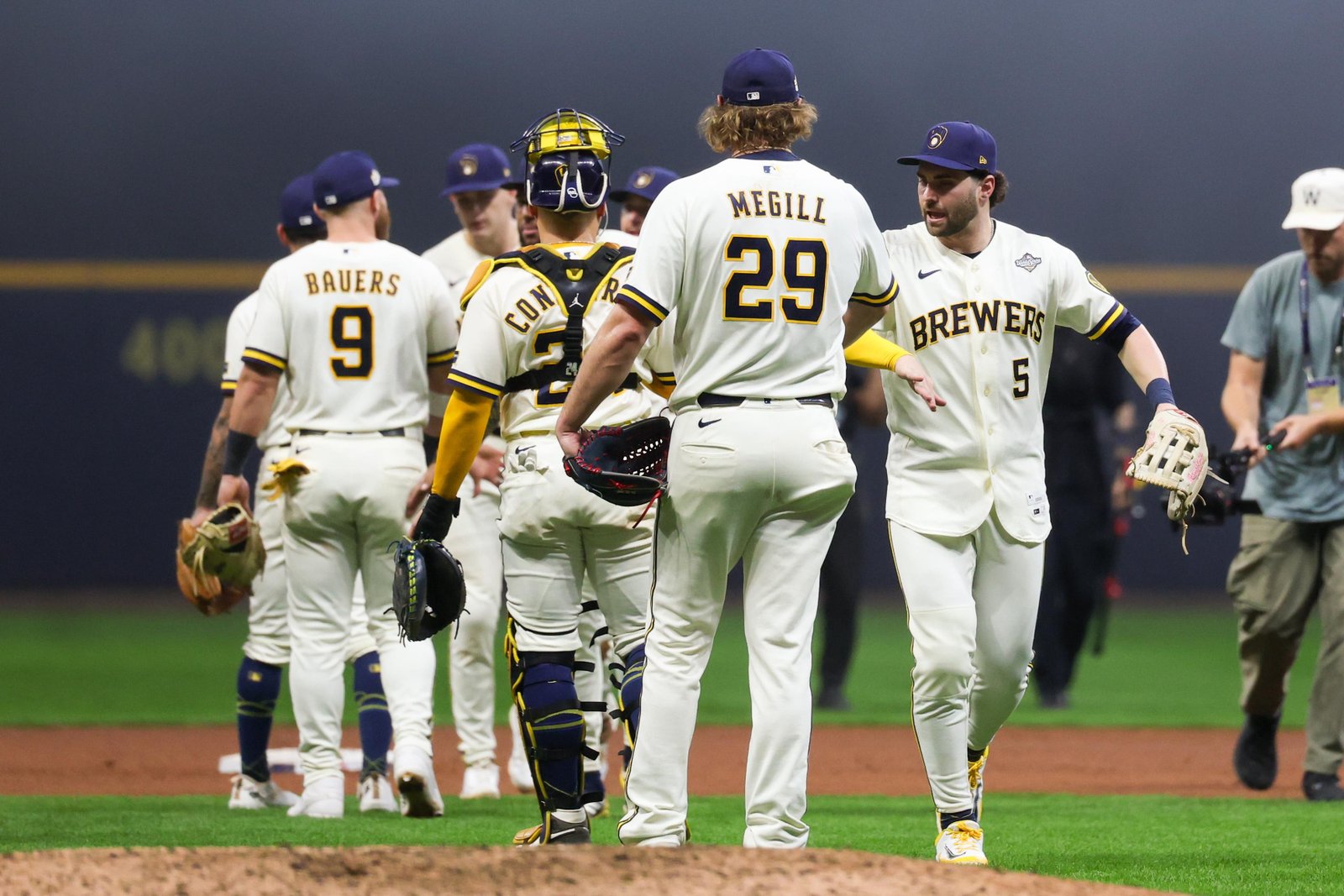 Hoy en Pinstripe Alley – 24/10/26