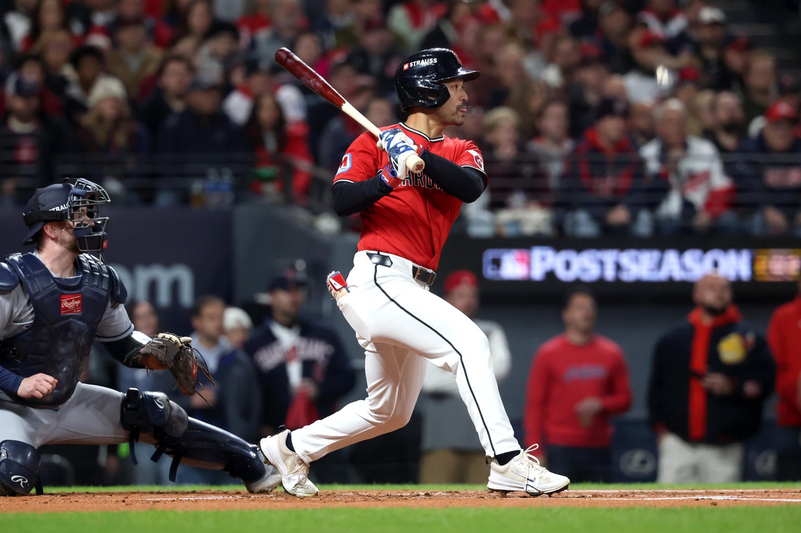¿Podrían los Cachorros cambiar por Steven Kwan?