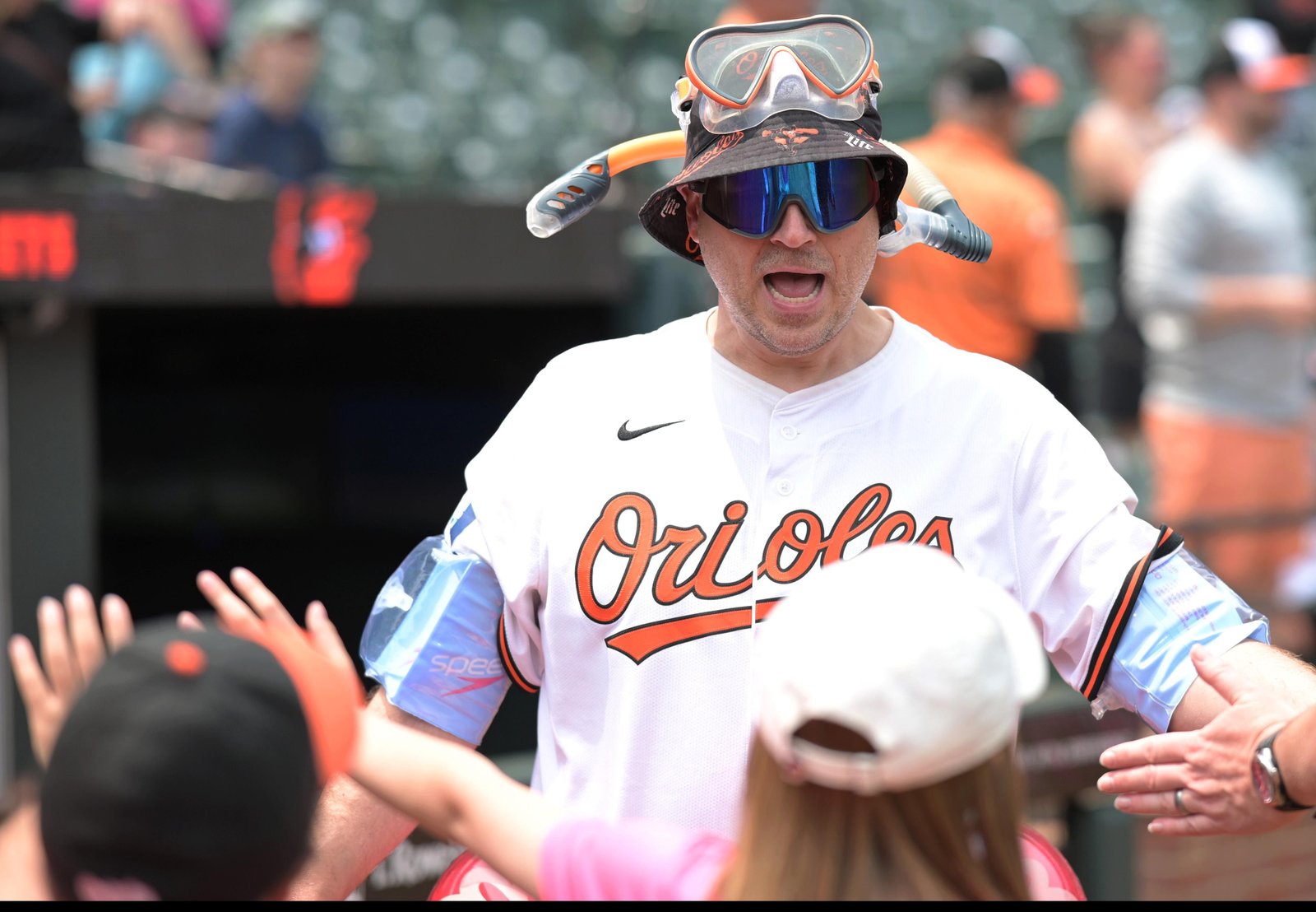Orioles despiden a decenas de empleados