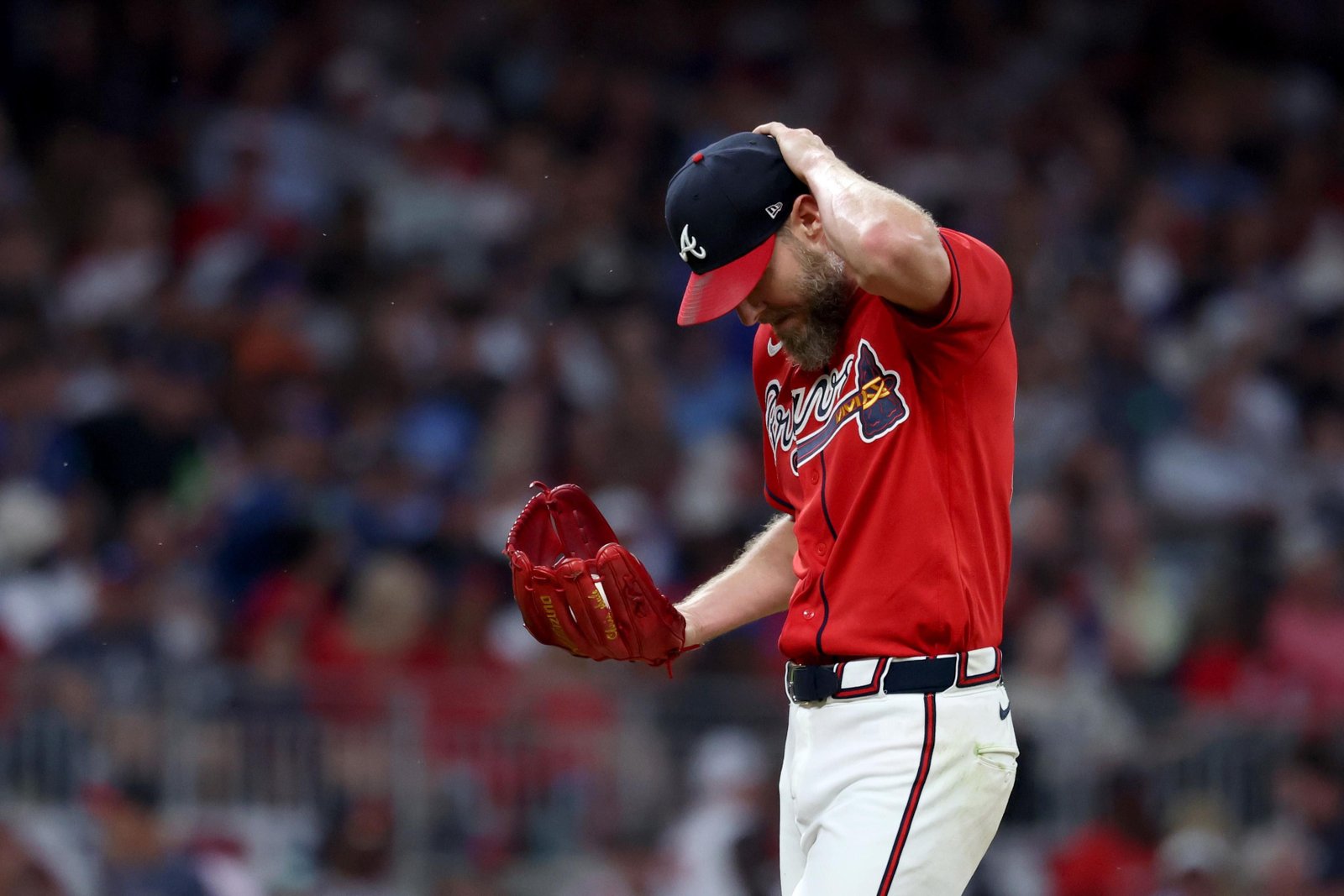 Chris Sale tropieza y Bravos caen 3-1 ante Dodgers