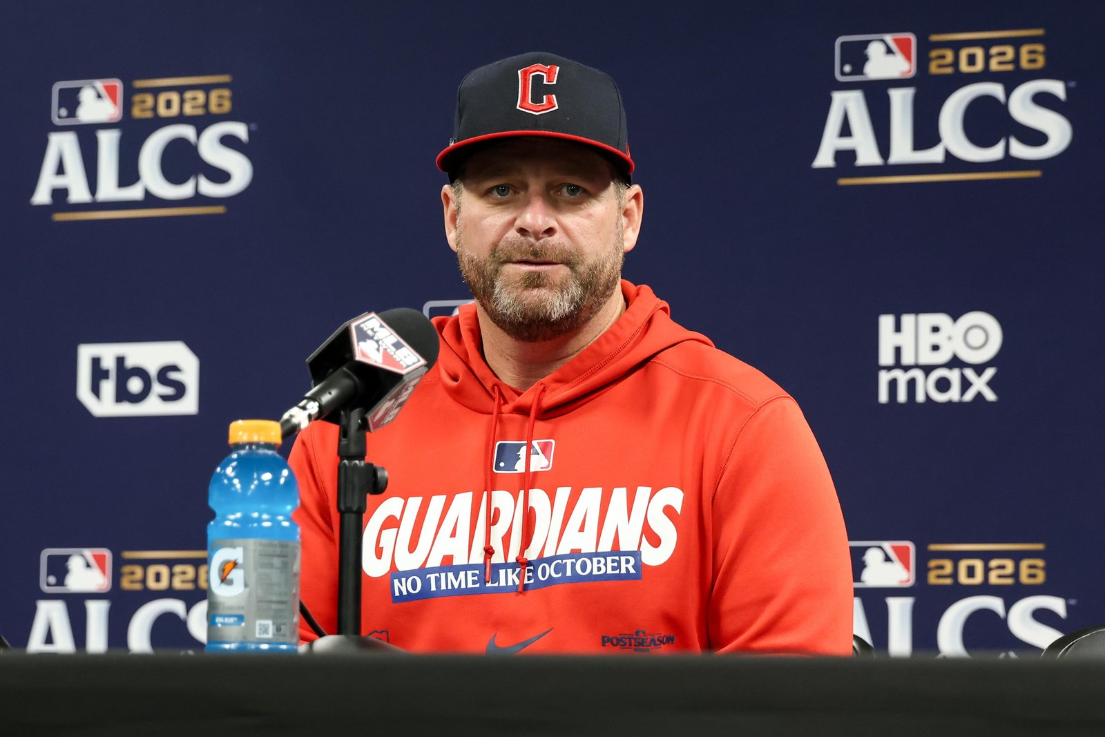 Stephen Vogt seguirá siendo mánager de los Guardianes