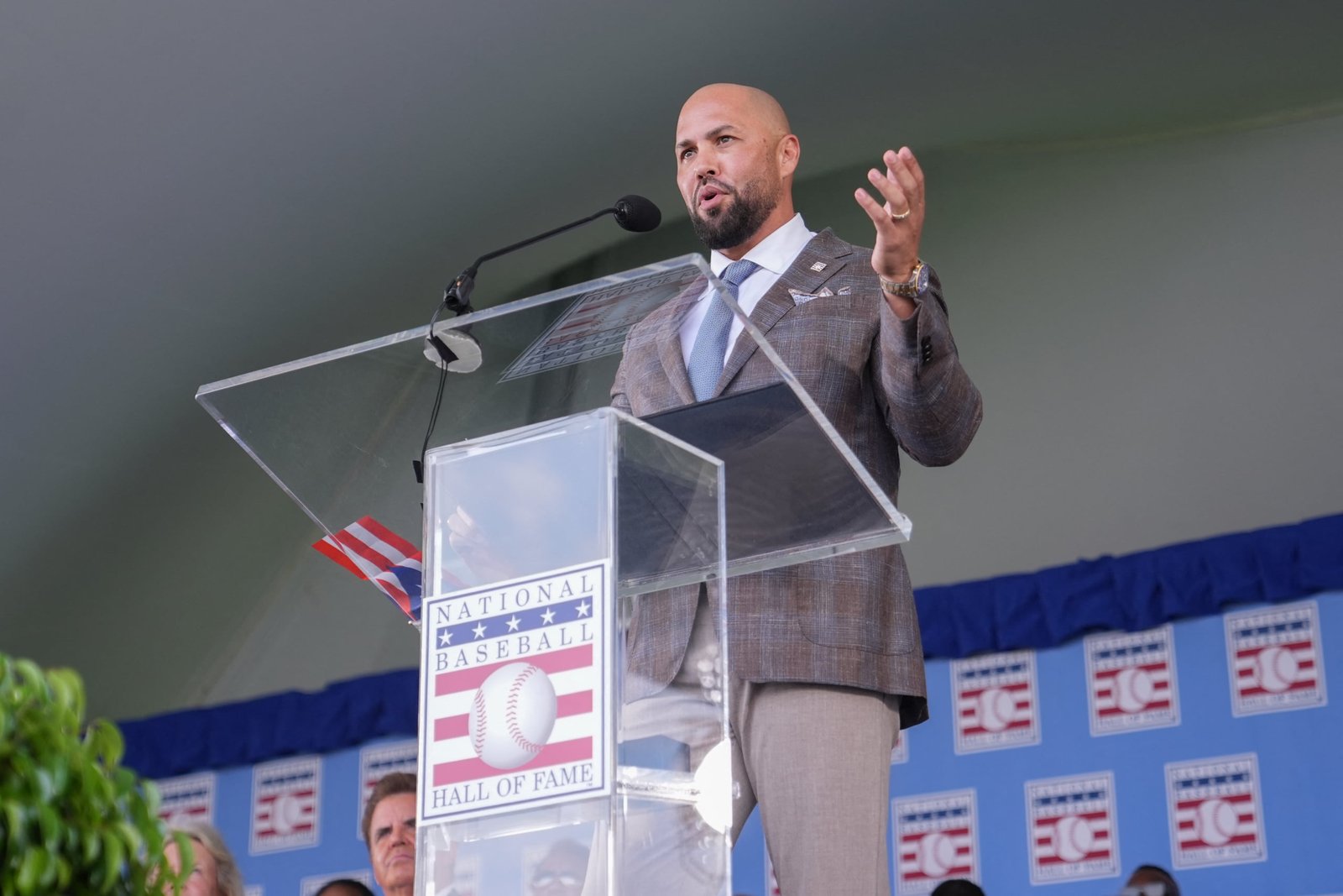 Carlos Beltrán se retira de forma sorprendente de la próxima búsqueda de entrenador de los Mets de Nueva York