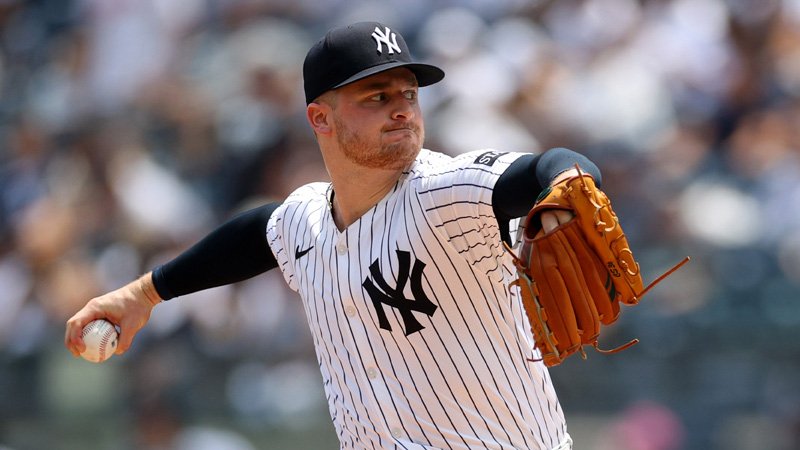 El lanzador derecho de los Yankees, Clarke Schmidt, regresa como relevista tras 14 meses de rehabilitación