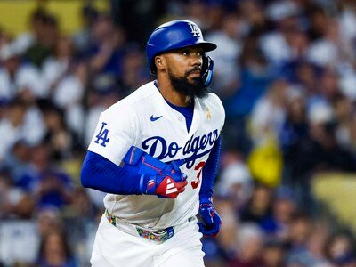 Dodgers vuelven a la postemporada; Teoscar Hernández da jonrón
