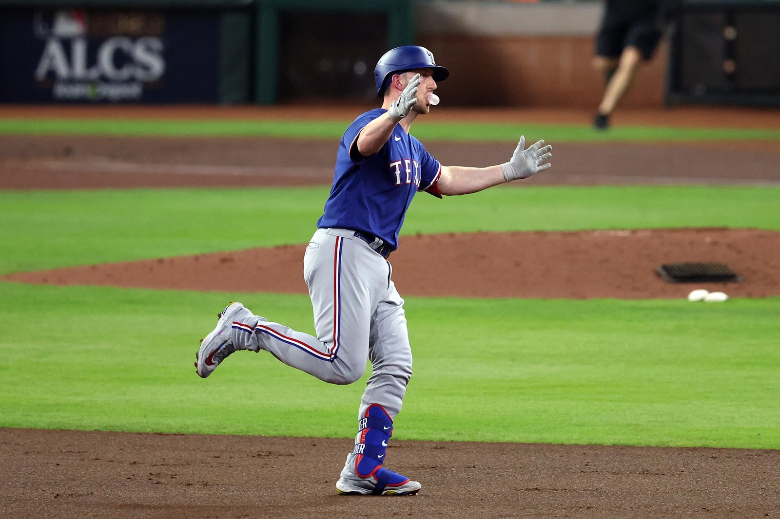 Mitch Garver anuncia su retiro